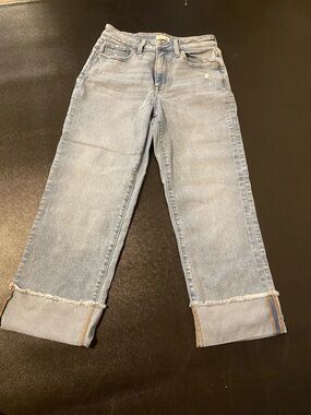 Light Wash Women's Straight-Leg Ankle Jeans - Light Blue